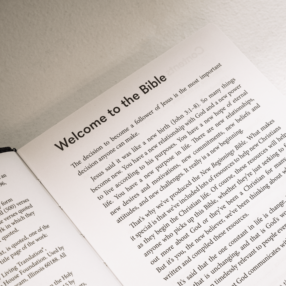 New Beginnings Bible in NLT translation insert guide to welcome the new believer to the Bible.